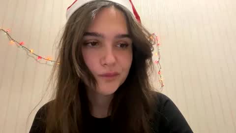 Snapshot of irisss31 chatting on December 24, 9:22 pm irisss31 online show from December 24, 9:22 pm