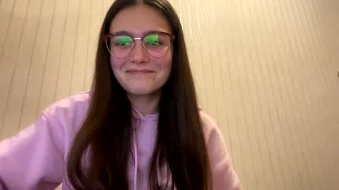 Snapshot of irisss31 chatting on January 15, 7:01 pm irisss31 online show from January 15, 7:01 pm