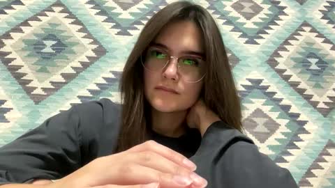 Snapshot of irisss31 chatting on November 3, 8:43 pm irisss31 online show from November 3, 8:43 pm