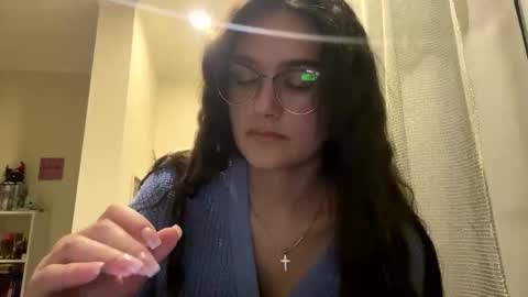 irisss31 online show from March 15, 7:09 pm