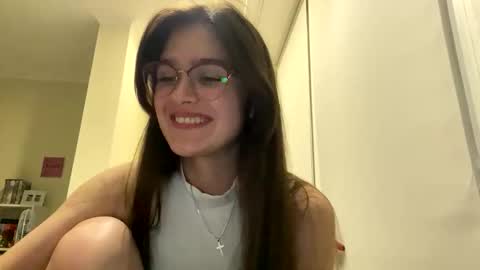 Snapshot of irisss31 chatting on June 10, 7:35 pm irisss31 online show from June 10, 7:35 pm