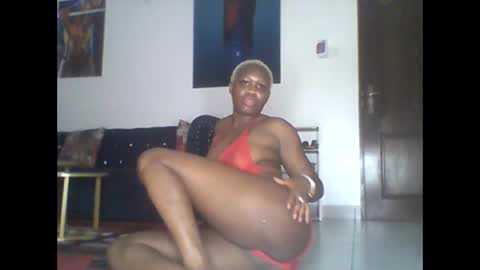 Snapshot of iron_bree chatting on December 16, 9:42 pm iron_bree online show from December 16, 9:42 pm