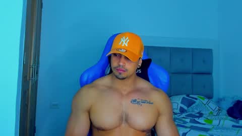 Snapshot of iron_coleman chatting on January 17, 7:41 am Iron online show from January 17, 7:41 am