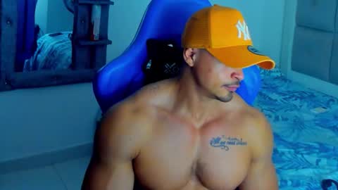Snapshot of iron_coleman chatting on September 21, 10:55 pm Iron online show from September 21, 10:55 pm