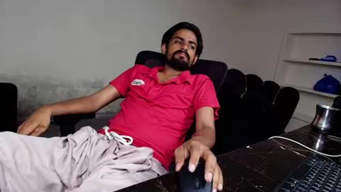 Snapshot of ironcharm4455 chatting on July 7, 5:28 pm Naveed online show from July 7, 5:28 pm