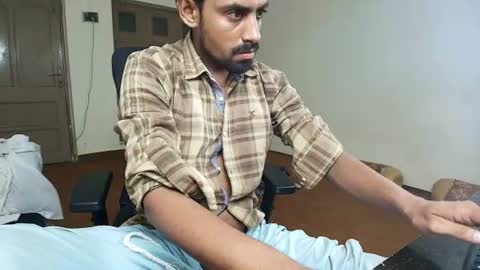 Snapshot of ironcharm4455 chatting on July 27, 8:16 pm Naveed online show from July 27, 8:16 pm