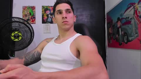 Snapshot of ironflex1 chatting on January 2, 8:35 pm Jake online show from January 2, 8:35 pm