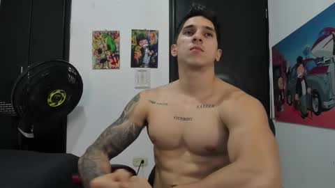 Snapshot of ironflex1 chatting on October 23, 8:29 pm Jake online show from October 23, 8:29 pm