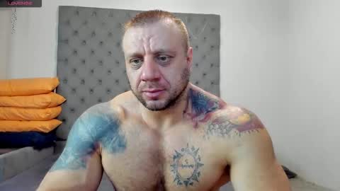 ironhulk22 online show from February 15, 8:13 am