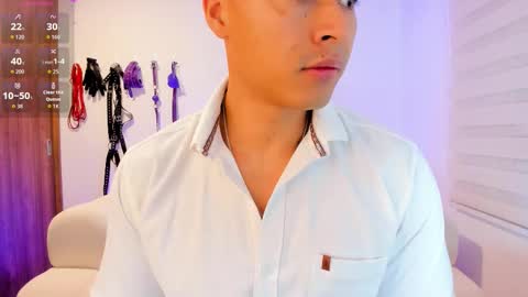 WILL ANDREW online show from February 14, 9:17 am