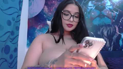 Snapshot of is_candy_west_ chatting on November 14, 4:06 pm Dani online show from November 14, 4:06 pm