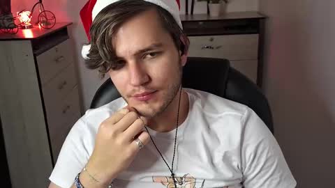 Snapshot of is_jesus chatting on December 6, 10:19 pm Jess online show from December 6, 10:19 pm
