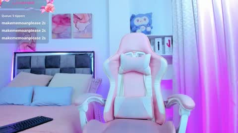 Isabella online show from February 13, 2:24 pm