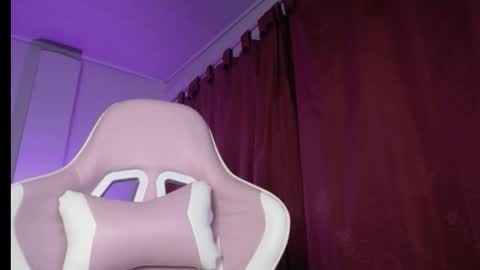 Isabella  online show from November 26, 10:05 am