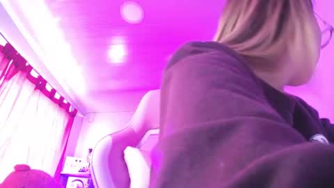 Isabella online show from July 12, 5:04 pm