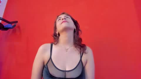 Isabella online show from February 12, 2:54 pm