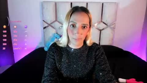 isa_klein online show from June 20, 4:37 am