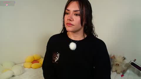 Isabella Laurentt  online show from July 16, 6:36 pm