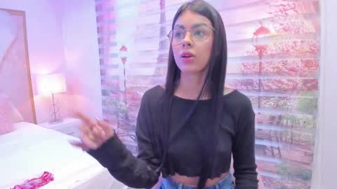    online show from September 22, 11:01 am