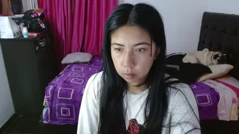 Snapshot of isa_mey chatting on November 1, 2:02 am Isa online show from November 1, 2:02 am