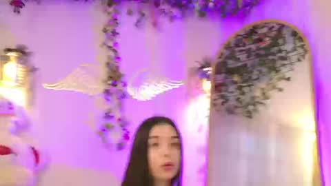 Isabella        online show from February 27, 9:48 pm