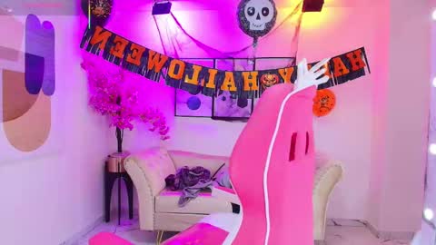 ISA online show from October 31, 7:04 pm