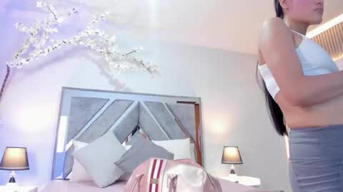 Snapshot of isa_rouse__ chatting on December 2, 3:56 am ISA ROUSE online show from December 2, 3:56 am