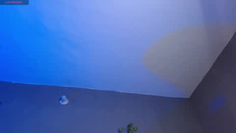 isa_salvatore online show from May 1, 4:55 pm