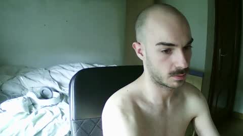 Isaac99c online show from January 11, 12:29 pm