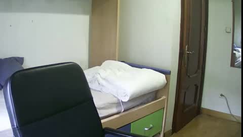 Isaac99c online show from March 7, 3:39 pm