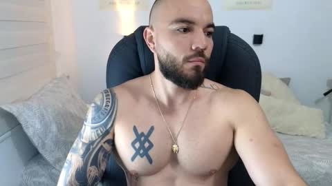 Isaac carter online show from September 19, 11:11 am