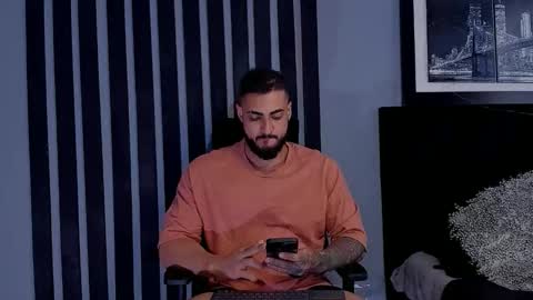 Snapshot of isaac_connor1 chatting on June 8, 9:48 pm Isaac online show from June 8, 9:48 pm
