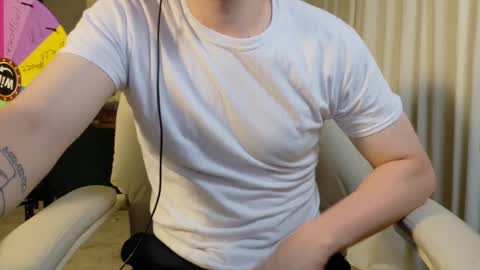 isaac online show from July 3, 7:37 am