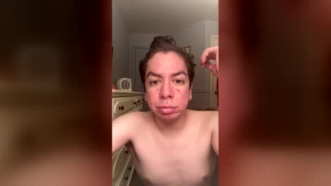 isaacisme209 online show from March 18, 10:29 am