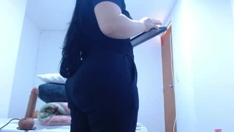 isabel online show from June 8, 6:52 pm