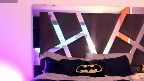 Snapshot of isabela_antonia_ chatting on June 15, 4:25 am online show from June 15, 4:25 am