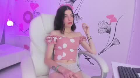 isabela_fiorelli online show from February 3, 11:53 am