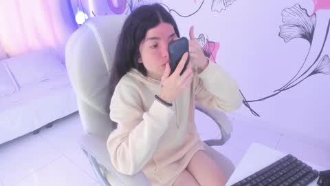 isabela_fiorelli online show from February 25, 12:13 pm