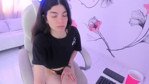 isabela_fiorelli online show from March 11, 12:39 pm