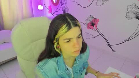 isabela_fiorelli online show from November 23, 1:11 pm