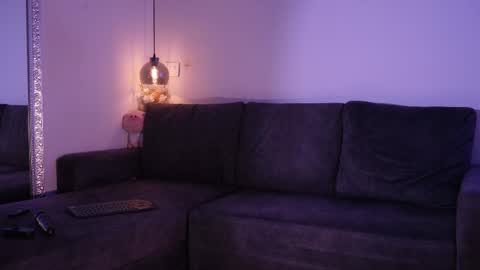 Snapshot of isabela_franco_ chatting on May 11, 4:04 pm Isabela online show from May 11, 4:04 pm