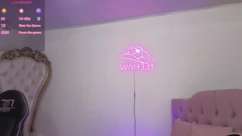 ISABELA  online show from April 27, 11:52 am