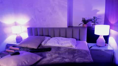 isabelastefano online show from September 11, 3:28 am