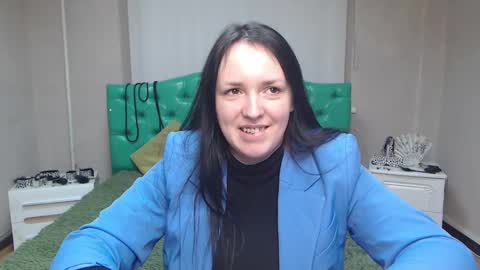 Snapshot of isabelblackberry chatting on December 15, 10:50 am IsabelBlackberry online show from December 15, 10:50 am