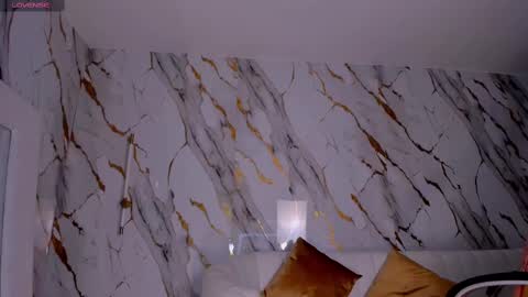 Isabel Bornner online show from March 11, 6:32 am