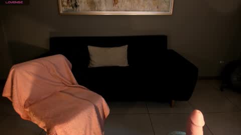 Isabel Bornner online show from February 1, 4:38 pm