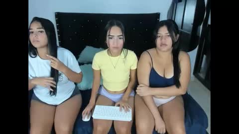 Snapshot of isabell_6969 chatting on October 29, 2:14 am isabell_6969 online show from October 29, 2:14 am