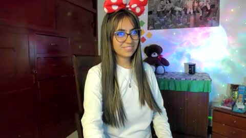 Snapshot of isabella22_1 chatting on January 31, 3:41 am Isabella22 1 online show from January 31, 3:41 am