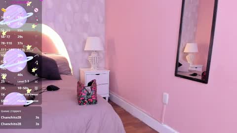 Snapshot of isabella__milf chatting on June 3, 7:08 pm isabella__milf online show from June 3, 7:08 pm