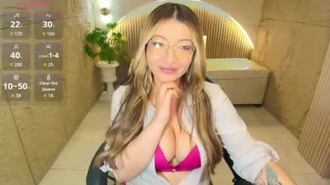Isa  online show from April 25, 1:08 am